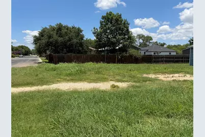 1712 17th Street, Hondo, TX 78861 - Photo 20