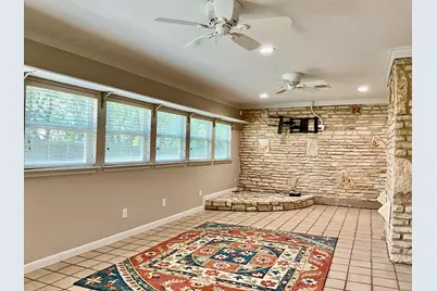 201 Oakwood Drive, Georgetown, TX 78628 - Photo 22