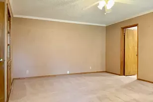 201 Oakwood Dr, Georgetown, TX 78628 - Photo 14