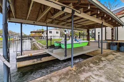 434 E Castleshoals Drive, Marble Falls, TX 78654 - Photo 8