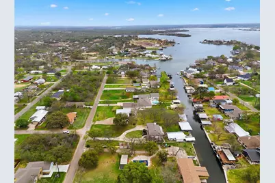 434 E Castleshoals Drive, Marble Falls, TX 78654 - Photo 38