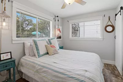 434 E Castleshoals Drive, Marble Falls, TX 78654 - Photo 12