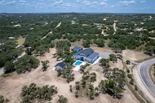 1118 Harmon Hills Rd, Dripping Springs, TX 78620 - Photo 1