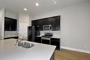 501 Duroc Dr, Hutto, TX 78634 - Photo 10