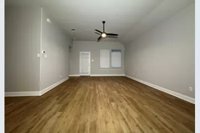 501 Duroc Drive, Hutto, TX 78634 - Photo 4