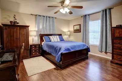 1001 Charleston Boulevard, Smithville, TX 78957 - Photo 20