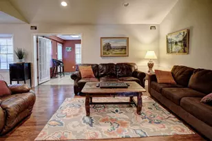 1001 Charleston Blvd, Smithville, TX 78957 - Photo 36