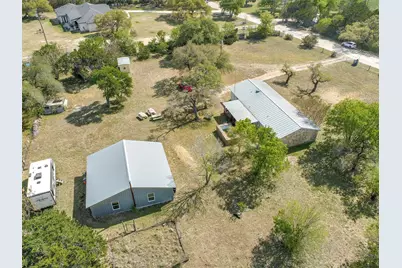 801 Live Oak Trail, Liberty Hill, TX 78642 - Photo 32