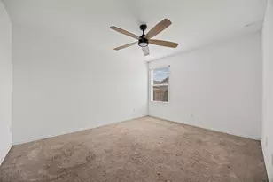 216 Hellcats Wy, Jarrell, TX 76537 - Photo 10