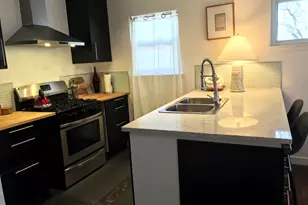 805 Terrell Hill Dr, Austin, TX 78704 - Photo 8