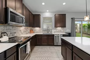 7813 Peccary Dr, Austin, TX 78744 - Photo 22