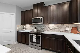 7813 Peccary Dr, Austin, TX 78744 - Photo 18