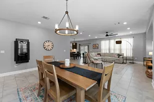 7813 Peccary Dr, Austin, TX 78744 - Photo 10