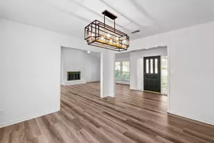 6603 Whitemarsh Valley Walk, Austin, TX 78746 - Photo 8