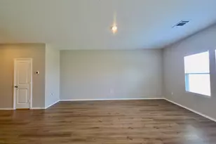 301 Freshwater Dr, Bastrop, TX 78602 - Photo 4