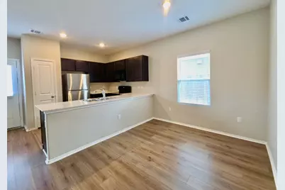 301 Freshwater Drive, Bastrop, TX 78602 - Photo 8