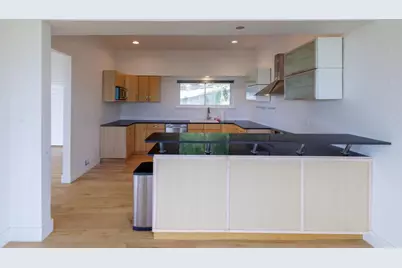 918 Terrace Mountain Drive, West Lake Hills, TX 78746 - Photo 20