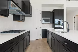 1313 Robin Trail, Round Rock, TX 78681 - Photo 6