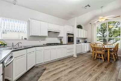 3006 Bradford Park Drive, Round Rock, TX 78664 - Photo 6