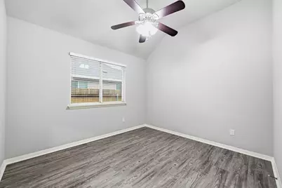 392 Tilly Lane, Buda, TX 78610 - Photo 16