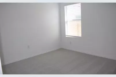 203 Donnington Drive, Hutto, TX 78634 - Photo 16