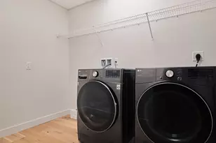 44 East Ave, Austin, TX 78701 - Photo 30