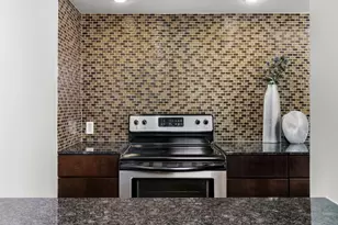 2200 Dickson Dr, Austin, TX 78704 - Photo 8