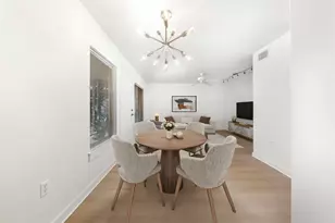 2200 Dickson Dr, Austin, TX 78704 - Photo 4