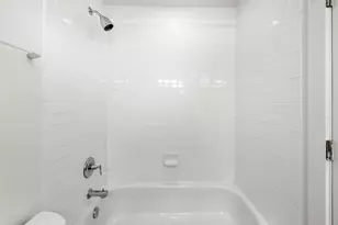 2200 Dickson Dr, Austin, TX 78704 - Photo 14