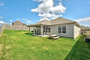 7201 Calliope Xing, Austin, TX 78744 - Photo 18