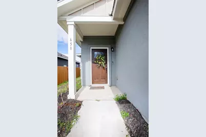 658 Nautical Loop Loop, Kyle, TX 78640 - Photo 2