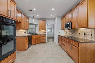 5802 Abilene Trail, Austin, TX 78749 - Photo 10