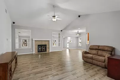 5802 Abilene Trail, Austin, TX 78749 - Photo 4