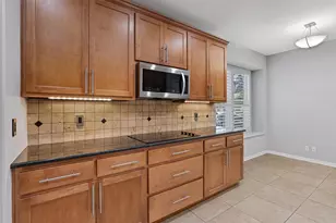 5802 Abilene Trl, Austin, TX 78749 - Photo 12