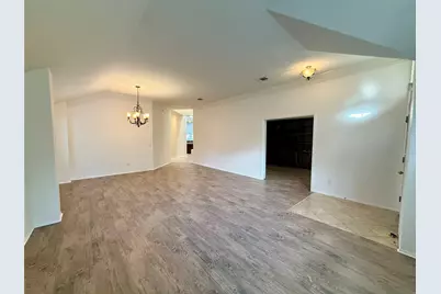 6106 Skahan Lane, Austin, TX 78739 - Photo 4