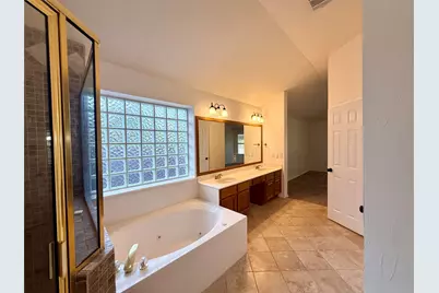 6106 Skahan Lane, Austin, TX 78739 - Photo 20