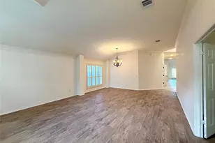 6106 Skahan Ln, Austin, TX 78739 - Photo 2