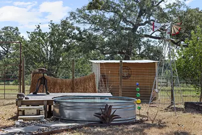 1045 Private Road 7005, Lexington, TX 78947 - Photo 6