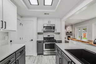 801 E Central Dr, Georgetown, TX 78628 - Photo 6