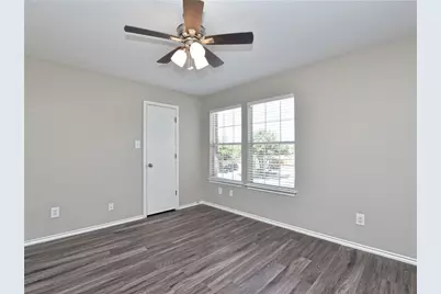 1172 Shadow Creek Boulevard, Buda, TX 78610 - Photo 20