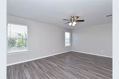 1172 Shadow Creek Boulevard, Buda, TX 78610 - Photo 14