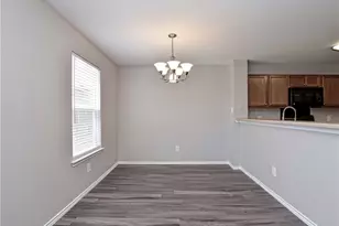 1172 Shadow Creek Blvd, Buda, TX 78610 - Photo 10