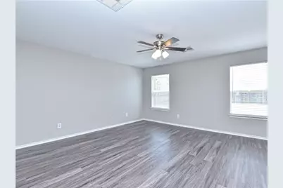1172 Shadow Creek Boulevard, Buda, TX 78610 - Photo 6