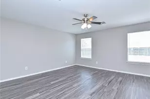 1172 Shadow Creek Blvd, Buda, TX 78610 - Photo 6