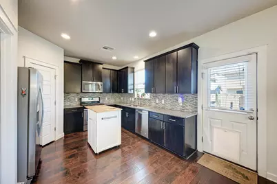 5305 Ingersoll Lane S, Austin, TX 78744 - Photo 10