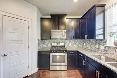 5305 Ingersoll Lane S, Austin, TX 78744 - Photo 12