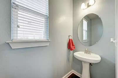 5305 Ingersoll Lane S, Austin, TX 78744 - Photo 14