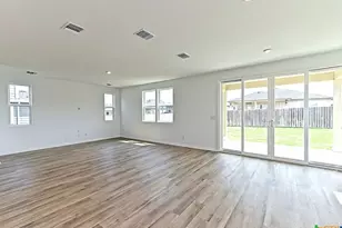 157 Seattle Slew Dr, Jarrell, TX 76537 - Photo 16