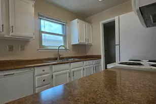 5503 Thunderbird St, Lago Vista, TX 78645 - Photo 6