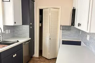 7000 Seawall Blvd, Galveston, TX 77551 - Photo 16